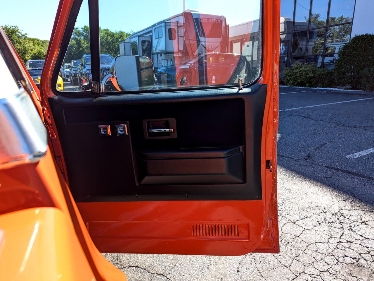 Chevrolet-C-10-1984-Standard-Cab-Pickup-18