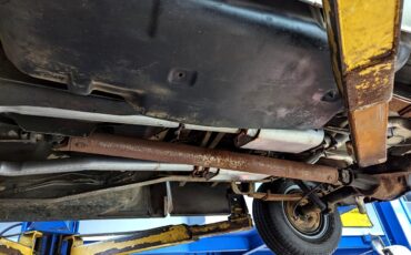 Chevrolet-C-10-1984-Standard-Cab-Pickup-37