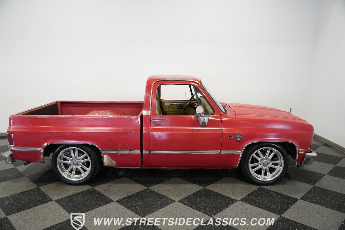 Chevrolet-C-10-1987-Pickup-Truck-30