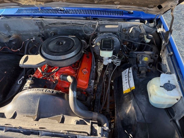 Chevrolet-C-10-1987-Standard-Cab-Pickup-11