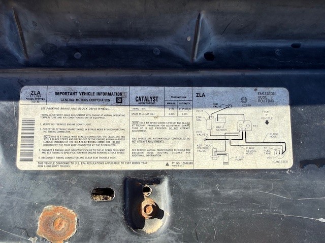 Chevrolet-C-10-1987-Standard-Cab-Pickup-13