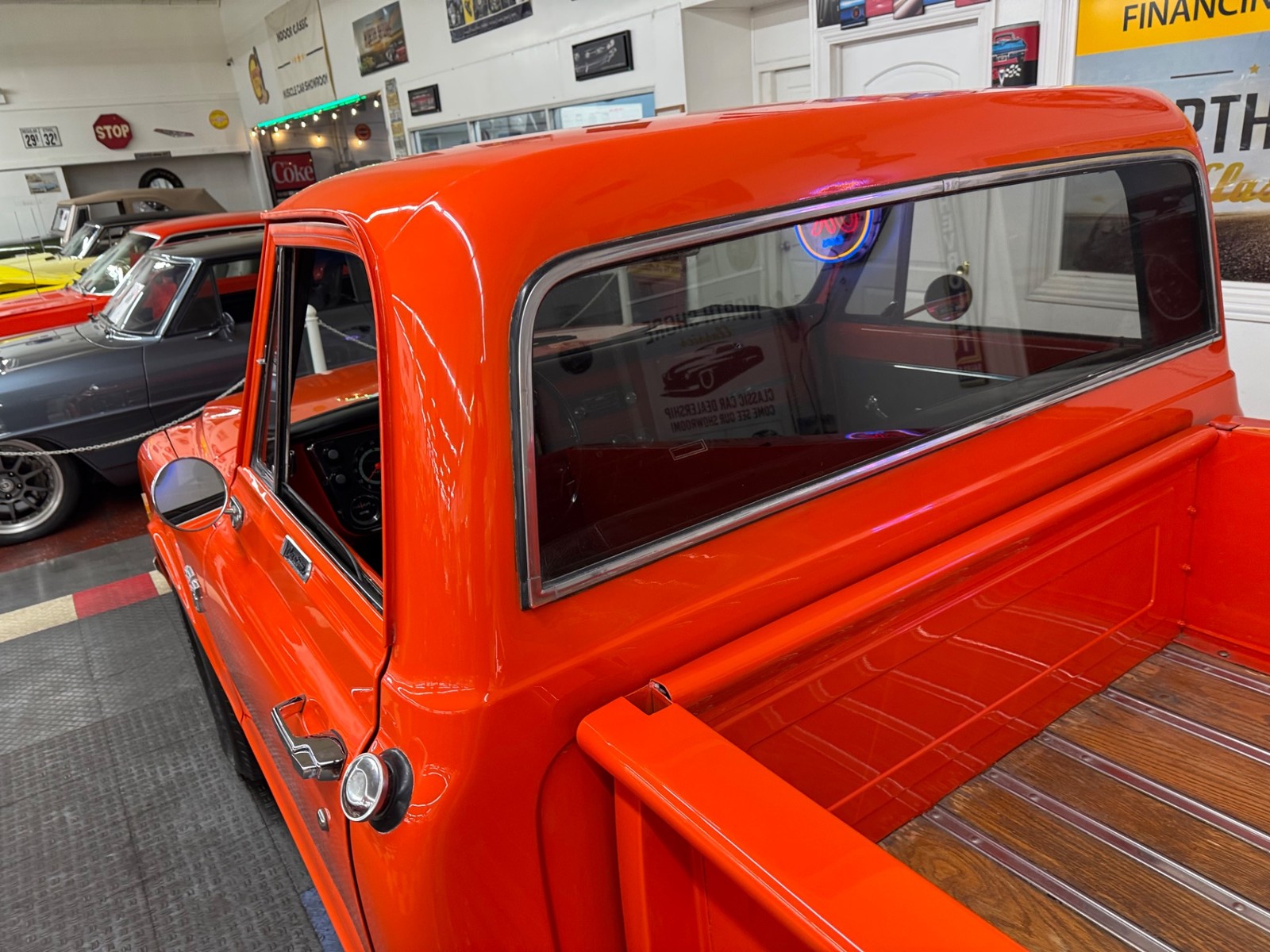 Chevrolet-C-10-LONG-BED-1968-2-DOOR-PICK-UP-17