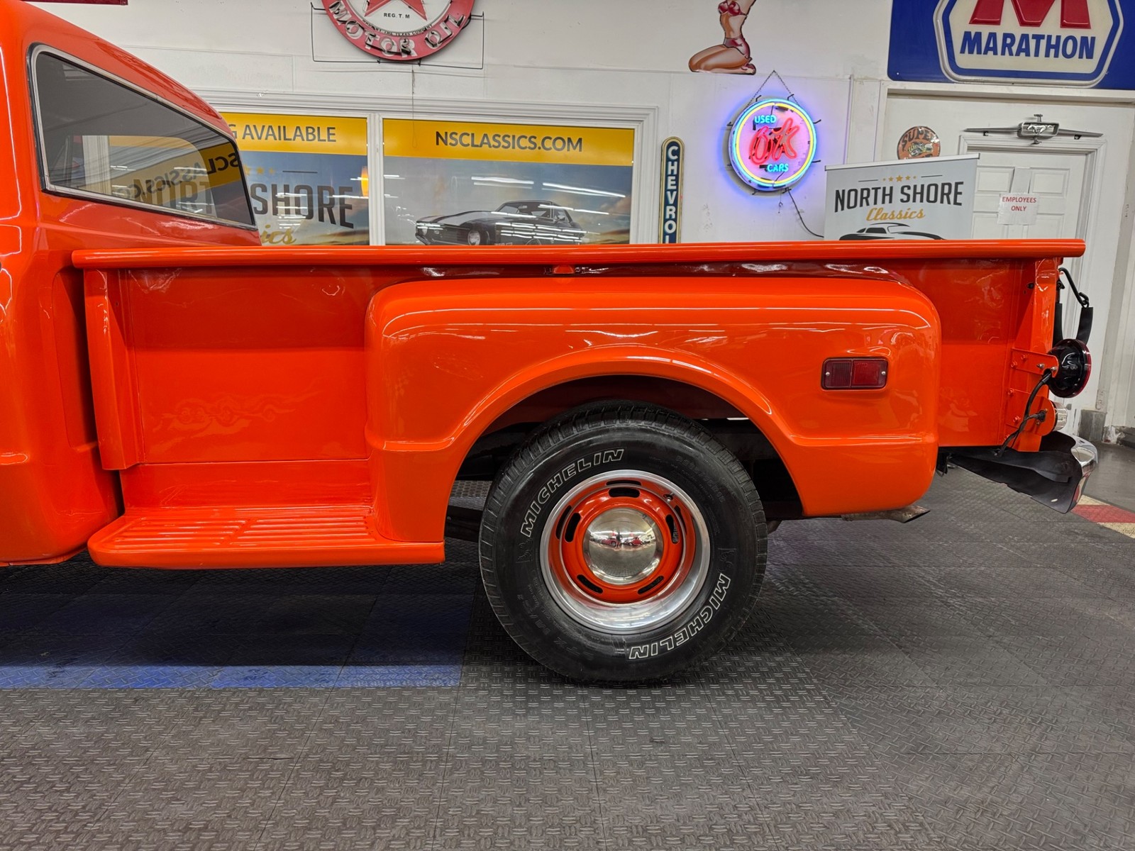 Chevrolet-C-10-LONG-BED-1968-2-DOOR-PICK-UP-22