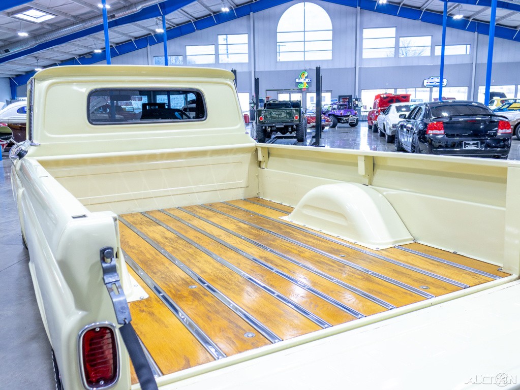 Chevrolet-C10-1965-Other-17