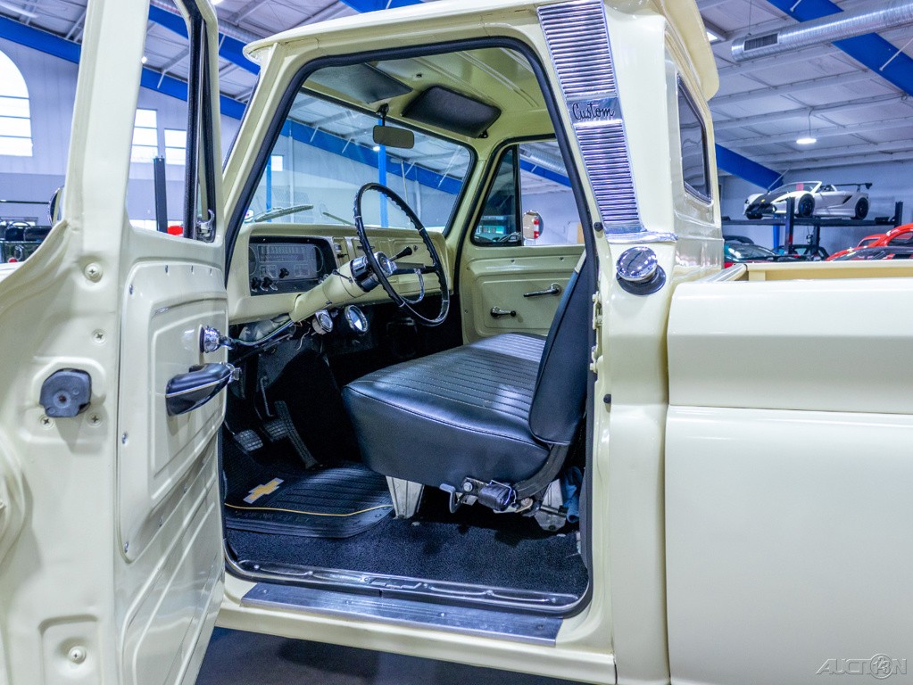 Chevrolet-C10-1965-Other-22