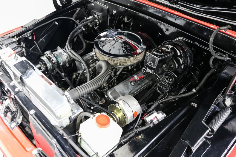 Chevrolet-C10-1965-RED-BLACK-14