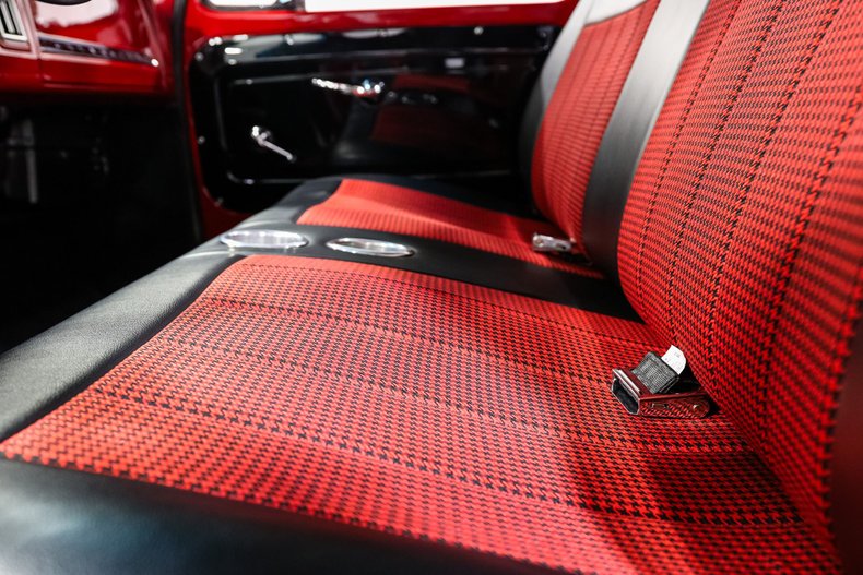 Chevrolet-C10-1965-RED-BLACK-17