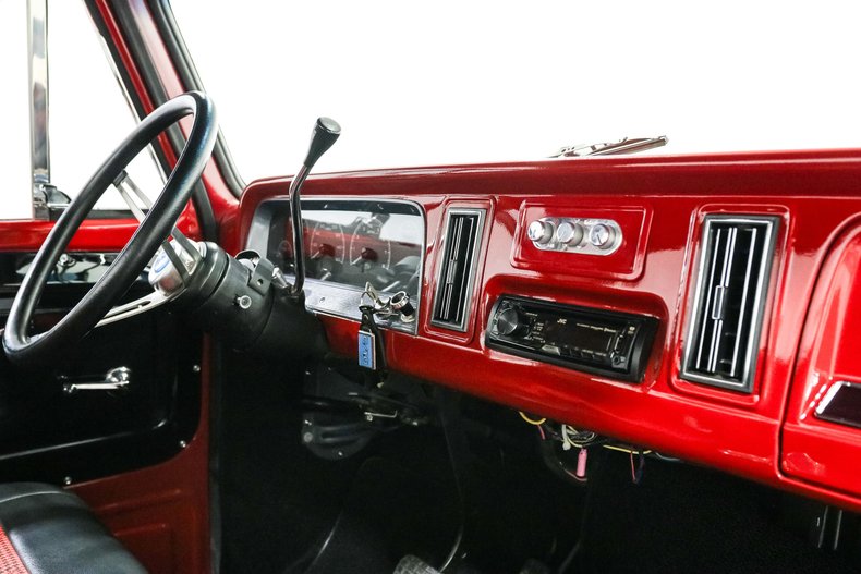 Chevrolet-C10-1965-RED-BLACK-23