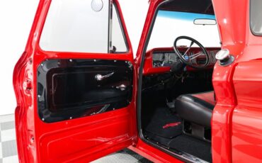 Chevrolet-C10-1965-RED-BLACK-32
