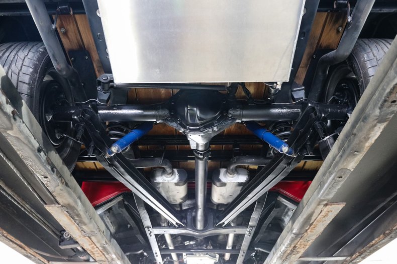 Chevrolet-C10-1965-RED-BLACK-4