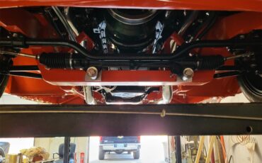 Chevrolet-C10-1967-Poppy-Red-black-10