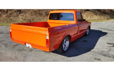 Chevrolet-C10-1967-Poppy-Red-black-4