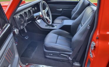 Chevrolet-C10-1967-Poppy-Red-black-7