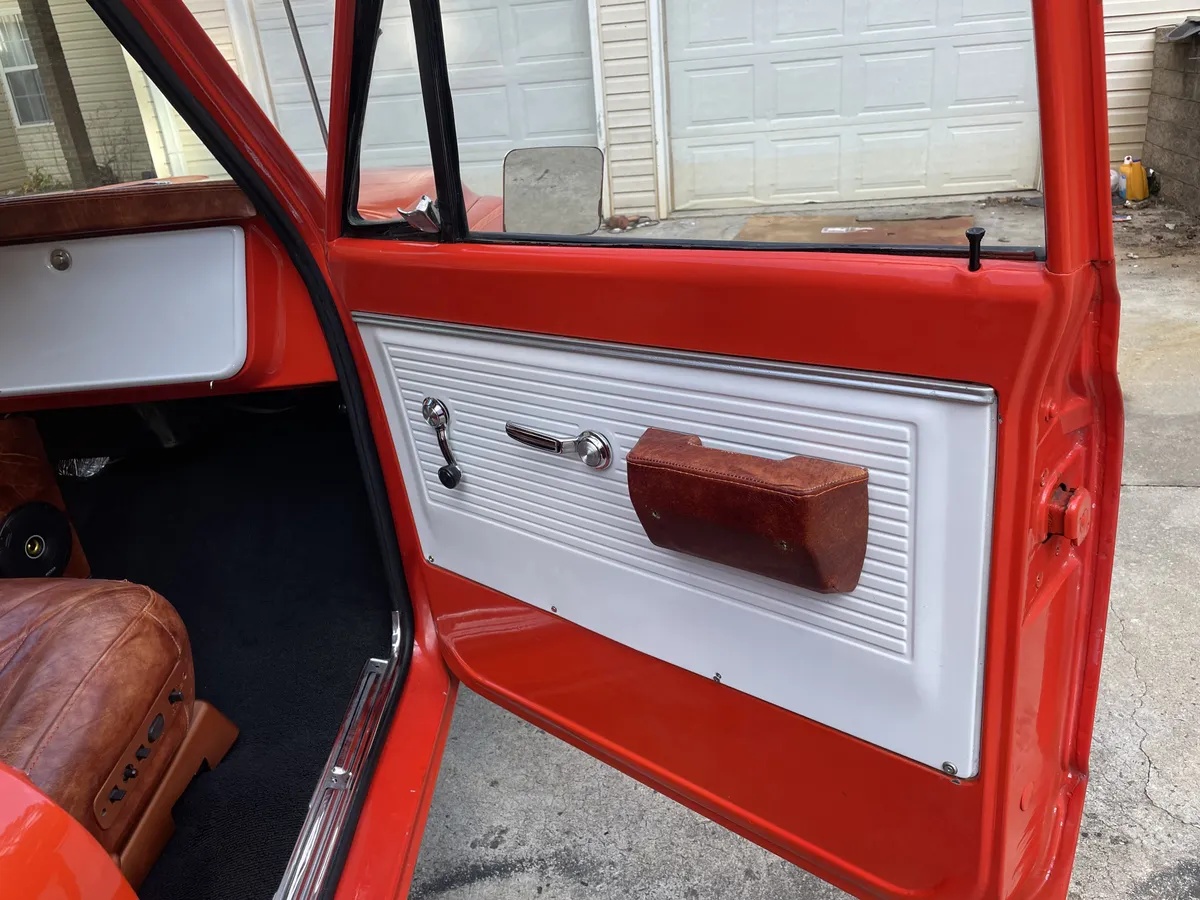 Chevrolet-C10-1971-Orange-Brown-Leather-Great-Condition-16