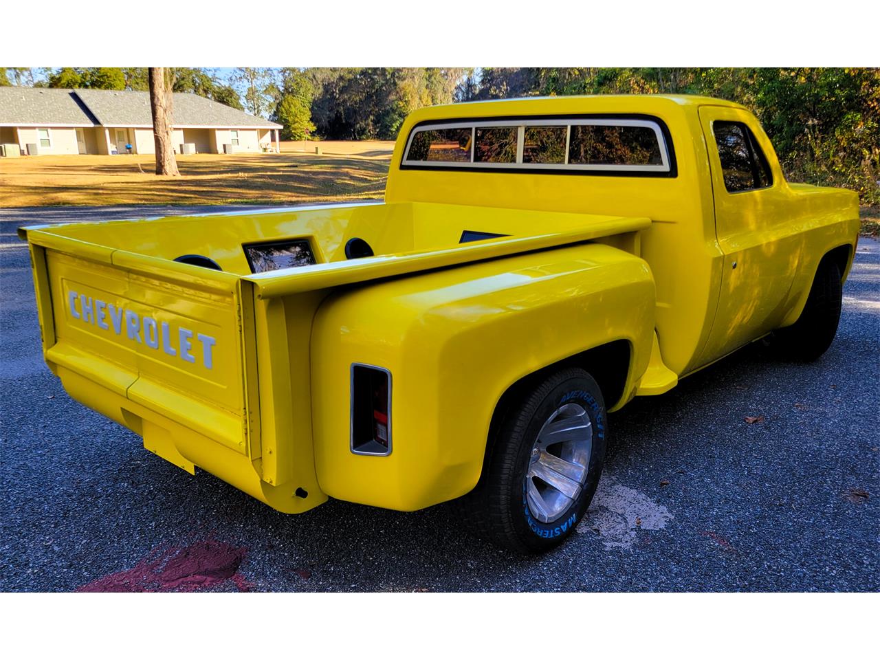 Chevrolet-C10-1973-YELLOW-YELLOW-AND-BLACK-10
