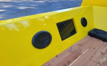 Chevrolet-C10-1973-YELLOW-YELLOW-AND-BLACK-11