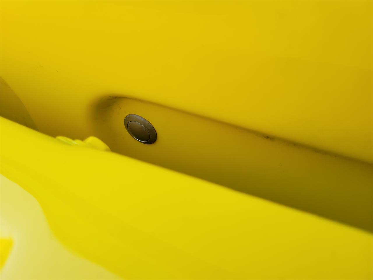 Chevrolet-C10-1973-YELLOW-YELLOW-AND-BLACK-29