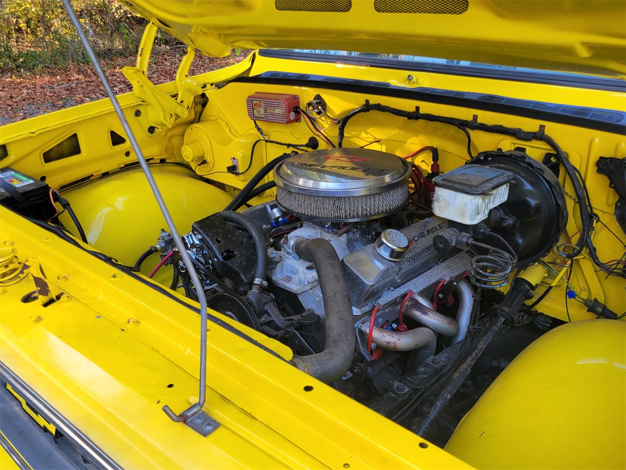 Chevrolet-C10-1973-YELLOW-YELLOW-AND-BLACK-31