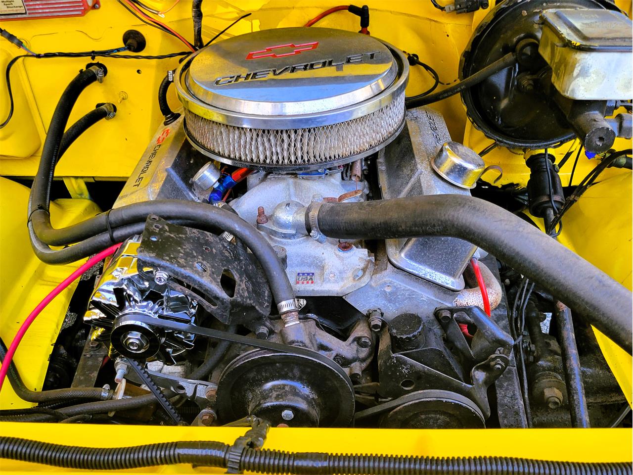 Chevrolet-C10-1973-YELLOW-YELLOW-AND-BLACK-4