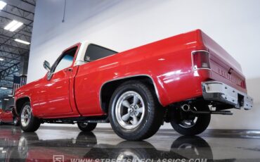 Chevrolet-C10-1976-Red-Black-1