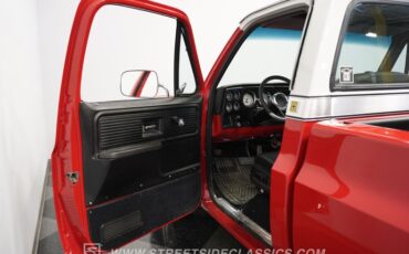 Chevrolet-C10-1976-Red-Black-2