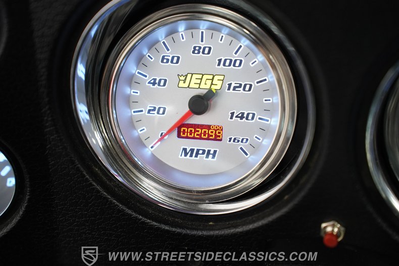 Chevrolet-C10-1976-Red-Black-3