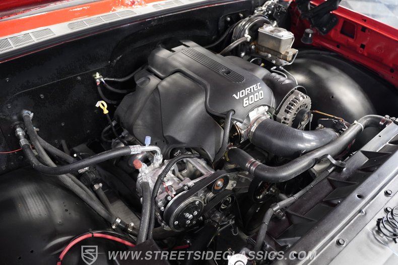 Chevrolet-C10-1976-Red-Black-48