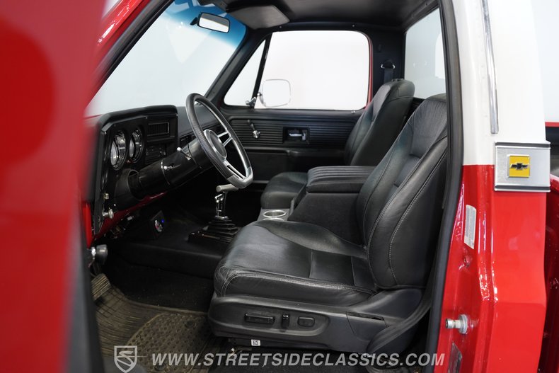 Chevrolet-C10-1976-Red-Black-7