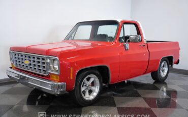 Chevrolet-C10-1976-Red-Black-9