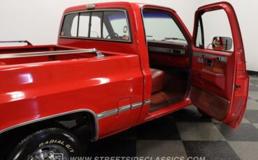 Chevrolet-C10-1986-Apple-Red-Burgundy-11