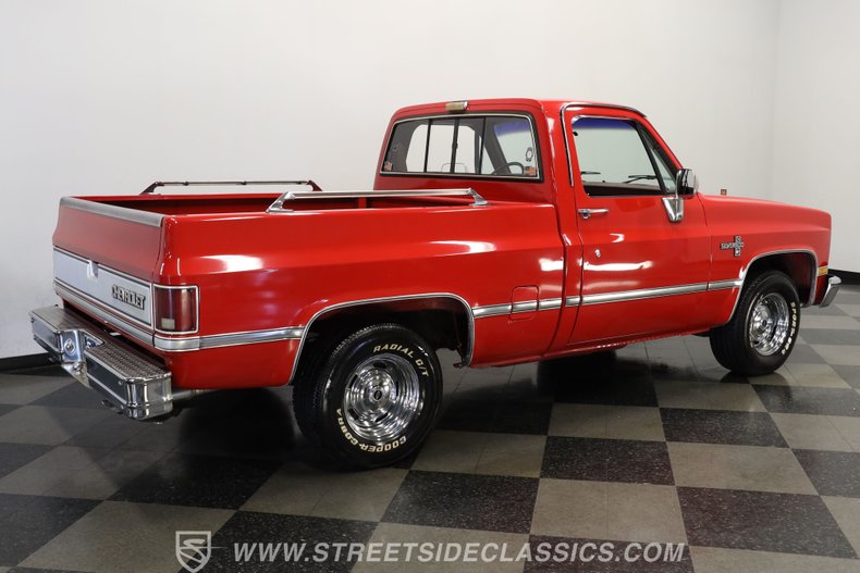 Chevrolet-C10-1986-Apple-Red-Burgundy-18