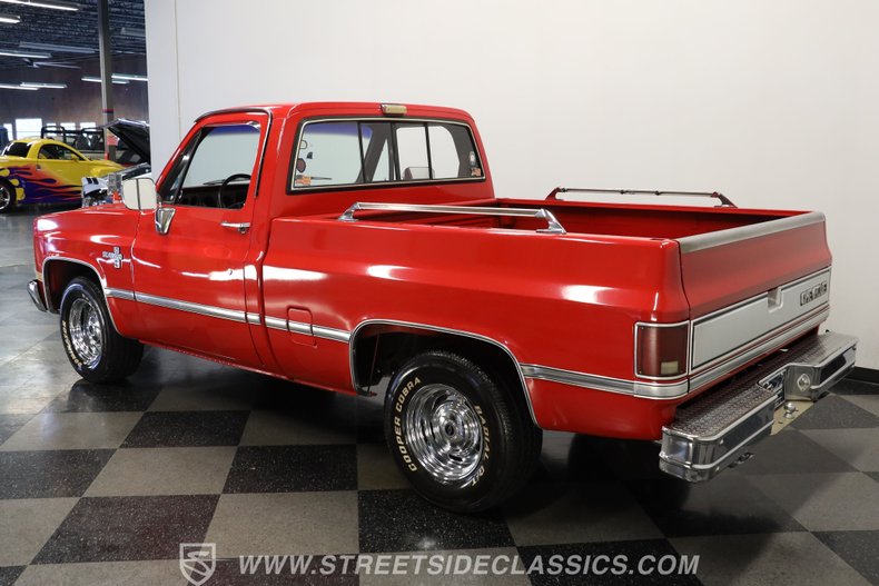 Chevrolet-C10-1986-Apple-Red-Burgundy-2