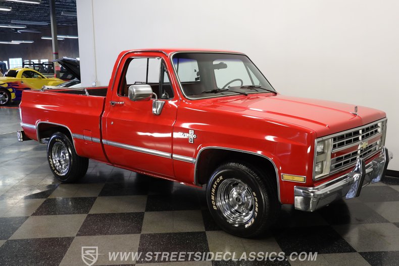 Chevrolet-C10-1986-Apple-Red-Burgundy-20