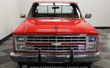 Chevrolet-C10-1986-Apple-Red-Burgundy-22