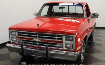 Chevrolet-C10-1986-Apple-Red-Burgundy-23