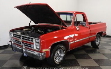 Chevrolet-C10-1986-Apple-Red-Burgundy-30