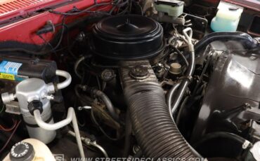 Chevrolet-C10-1986-Apple-Red-Burgundy-32