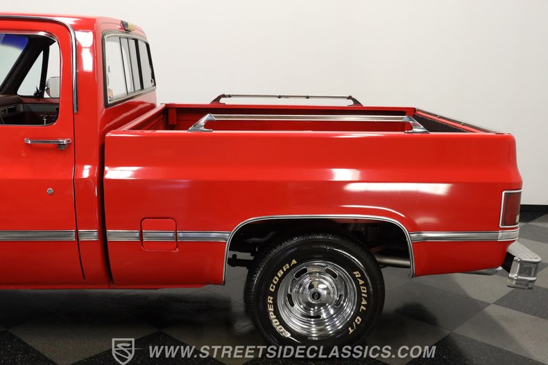 Chevrolet-C10-1986-Apple-Red-Burgundy-45
