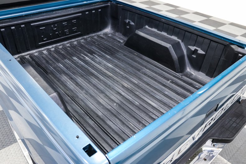 Chevrolet-C1500-1990-BLUE-Gray-15
