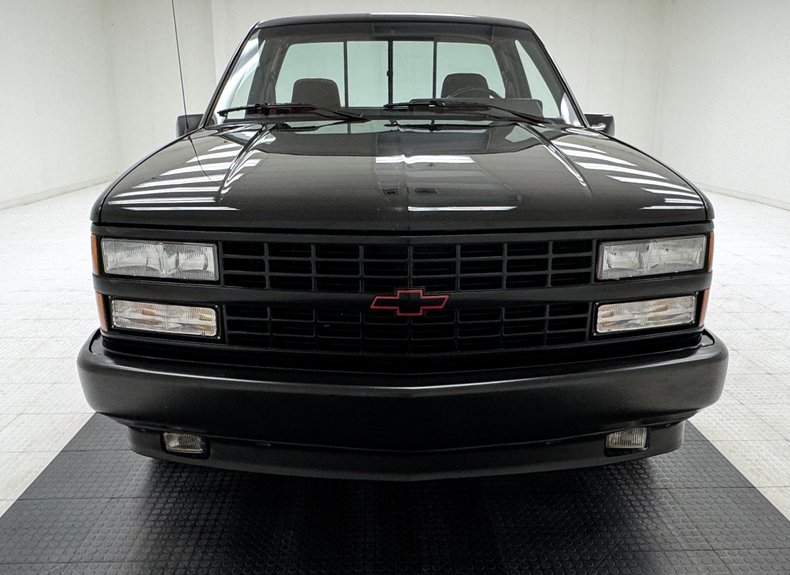 Chevrolet-C1500-1990-Black-Red-1