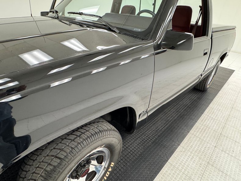 Chevrolet-C1500-1990-Black-Red-11