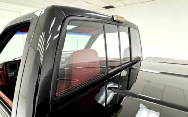Chevrolet-C1500-1990-Black-Red-22