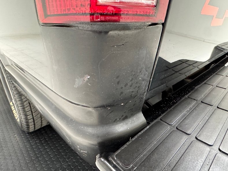 Chevrolet-C1500-1990-Black-Red-32