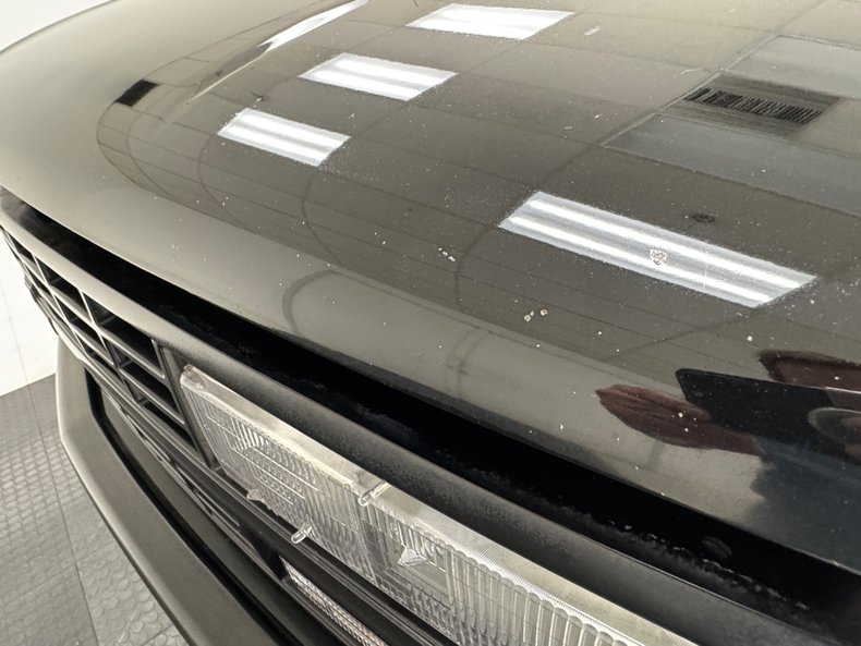 Chevrolet-C1500-1990-Black-Red-36