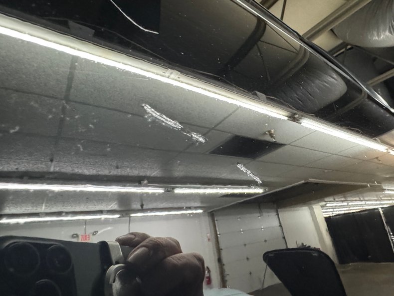 Chevrolet-C1500-1990-Black-Red-38