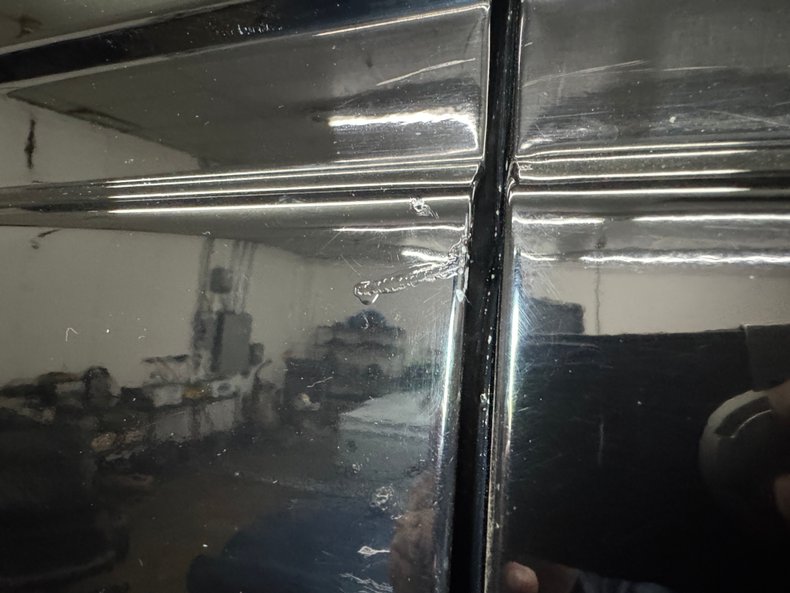 Chevrolet-C1500-1990-Black-Red-40