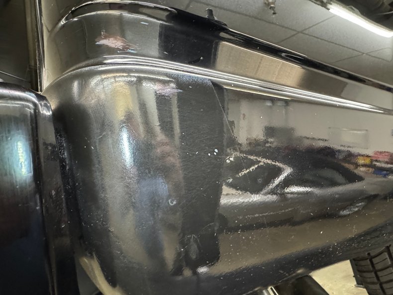 Chevrolet-C1500-1990-Black-Red-46