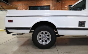 Chevrolet-C20-1970-White-Black-ampamp-White-Ho-22