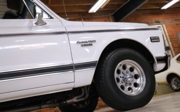 Chevrolet-C20-1970-White-Black-ampamp-White-Ho-34