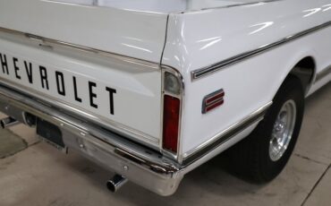 Chevrolet-C20-1970-White-Black-ampamp-White-Ho-39